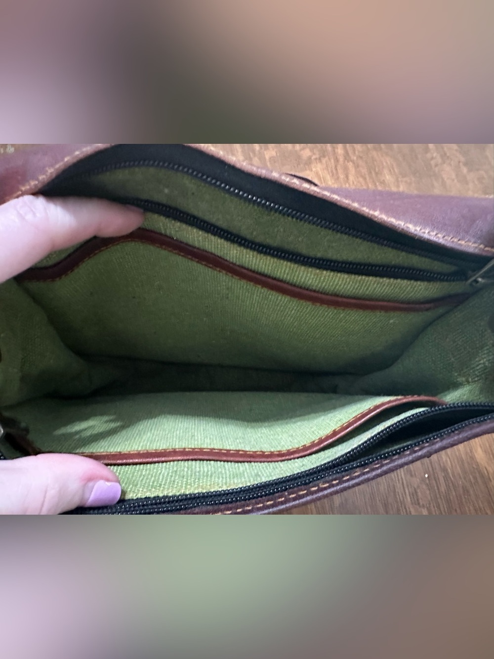 Leather handmade crossbody bag - Picture 5 of 8